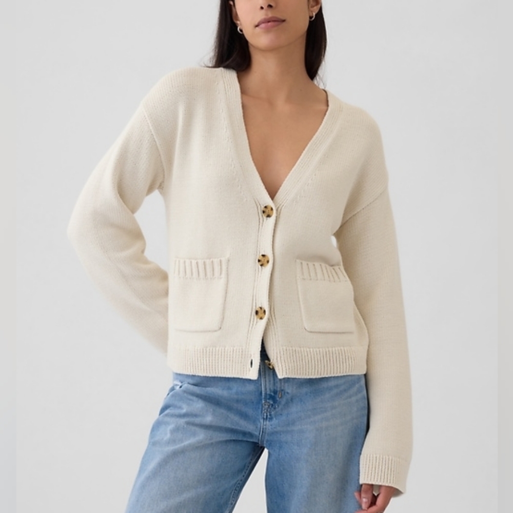 Gap Pocket Cardigan Sweater